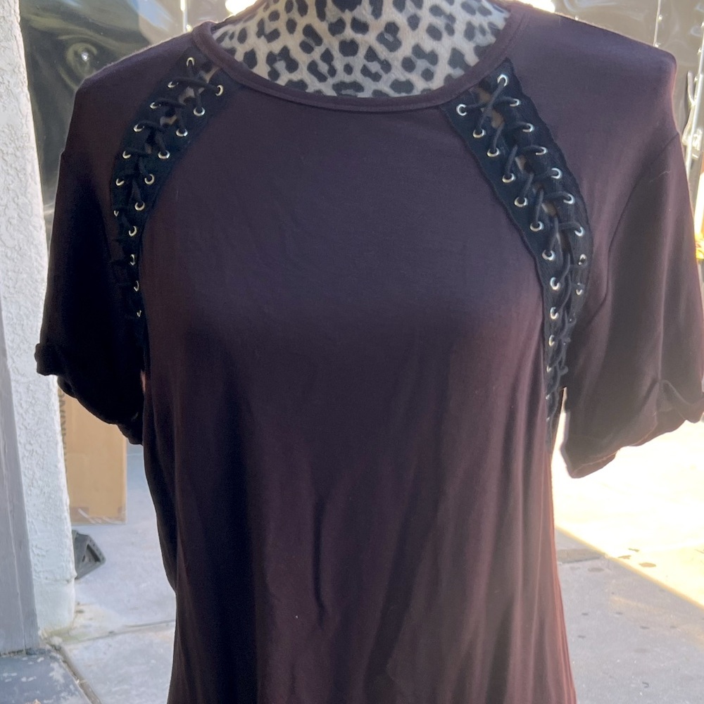 Brown with black lace shoulders dress